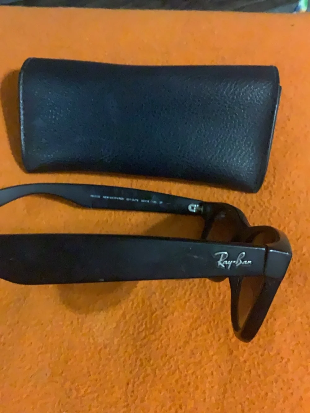 Rayban Sunglasses RB2032 with Case 20262708-0001